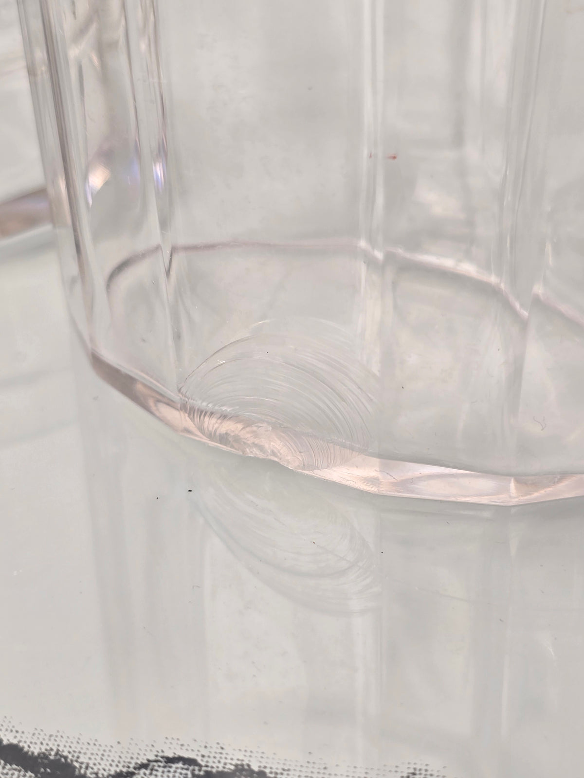 Messinkikorkkinen kylpyhuonesetti 1900-luvun alku