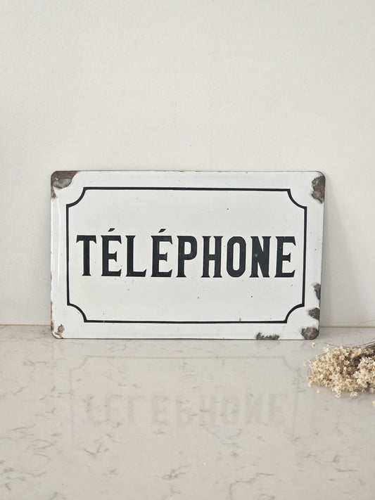  Vanha telephone-emalikyltti