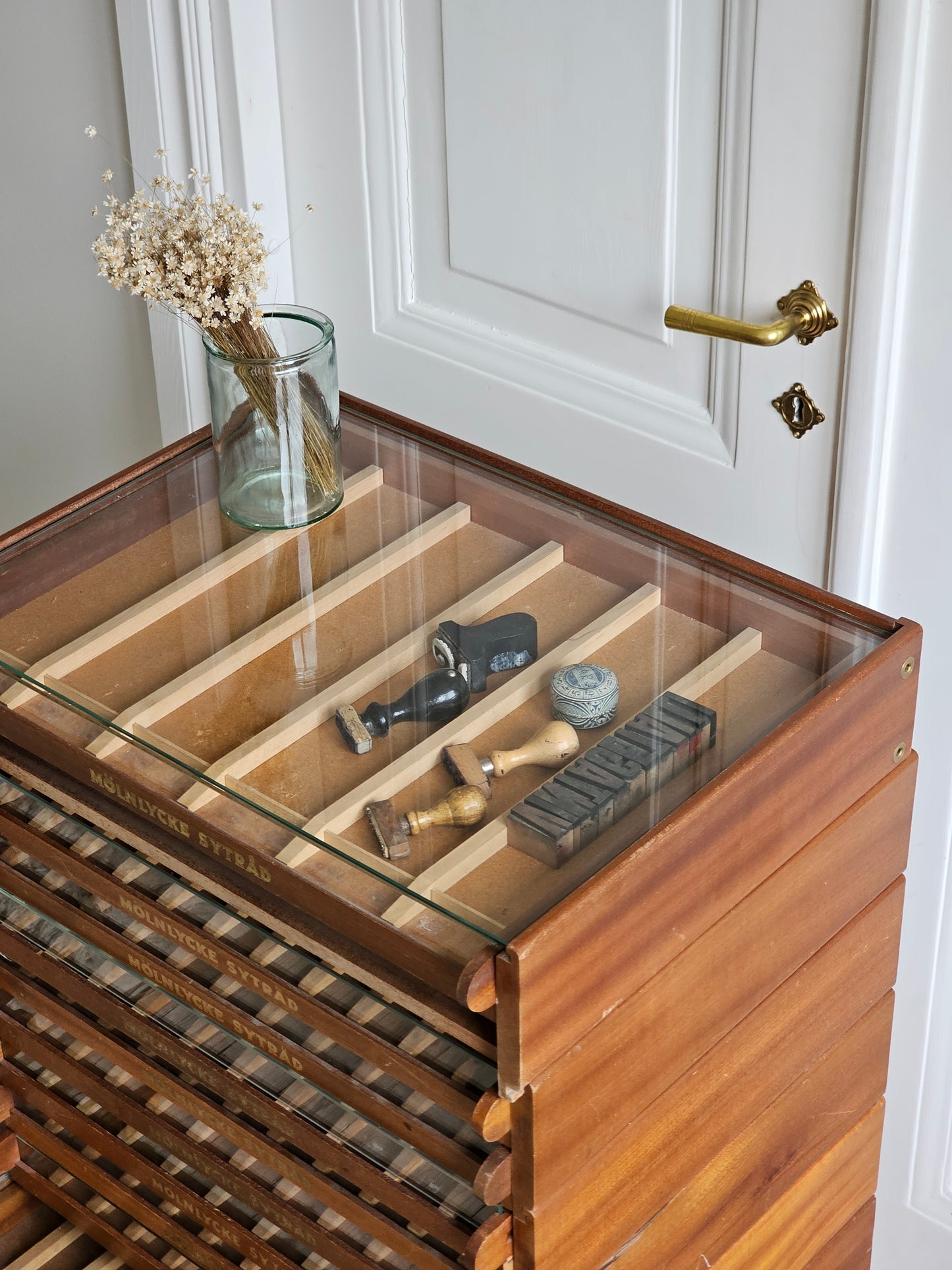 Vintage lankarullahylly Mölnlycke Sytråd, 1950-1960-luku