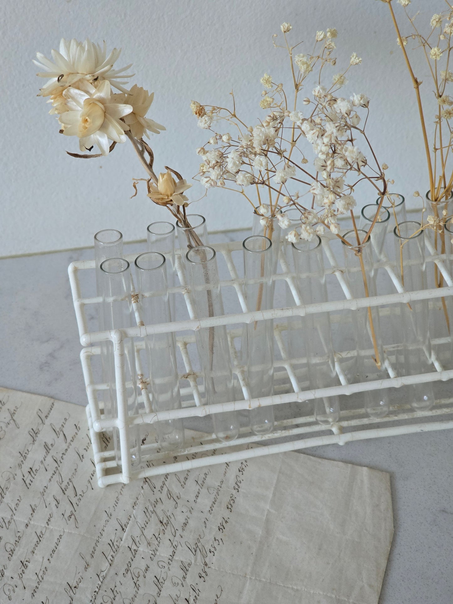 Vanha vintage koeputkiteline