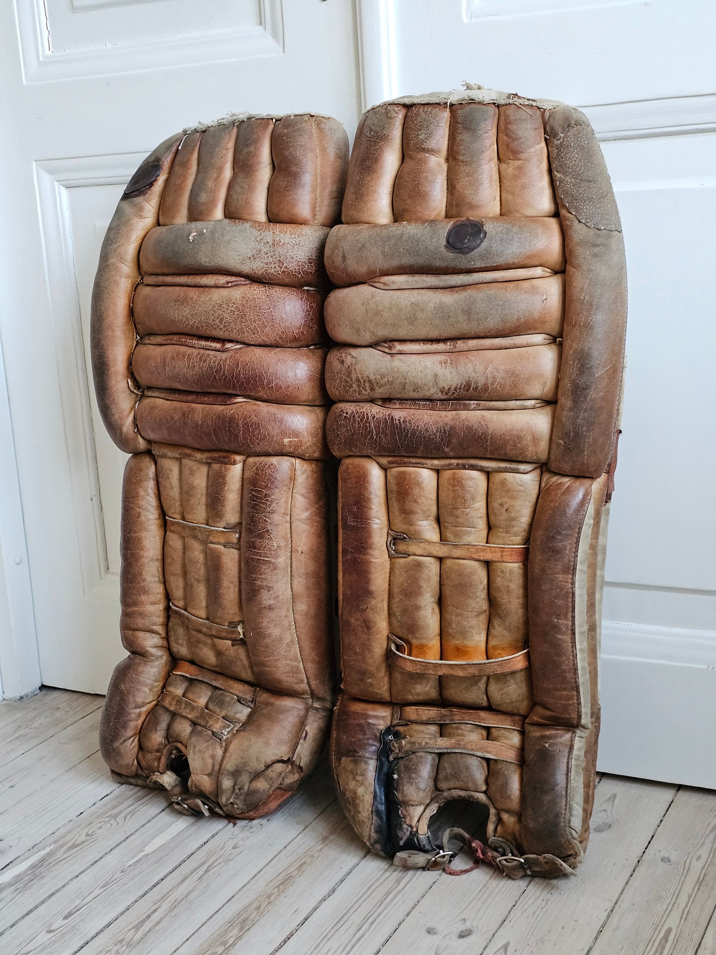 Vanhat maalivahdin varusteet