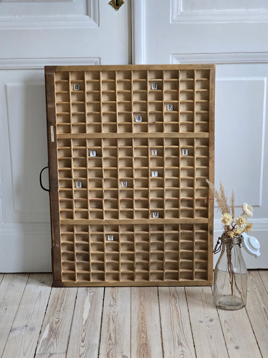 Vanha kirjapainokasti