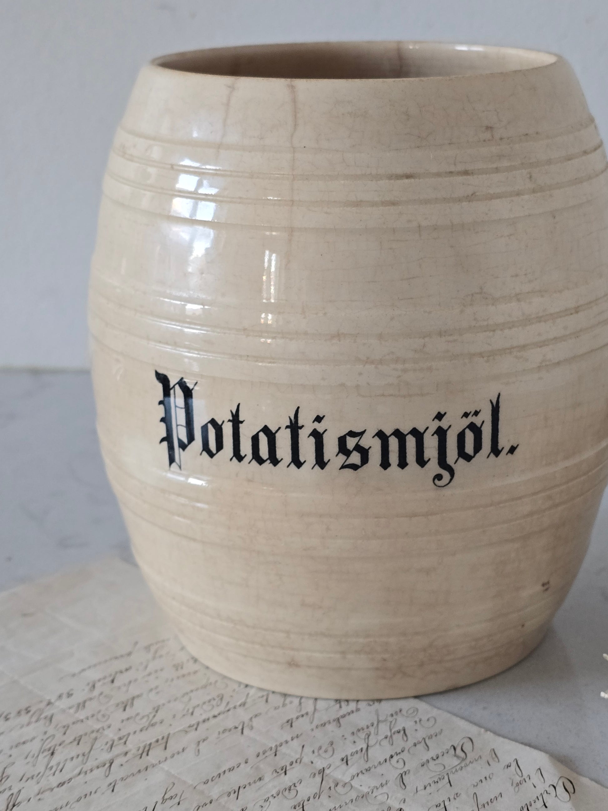 Antiikki Arabia jauhopurkki