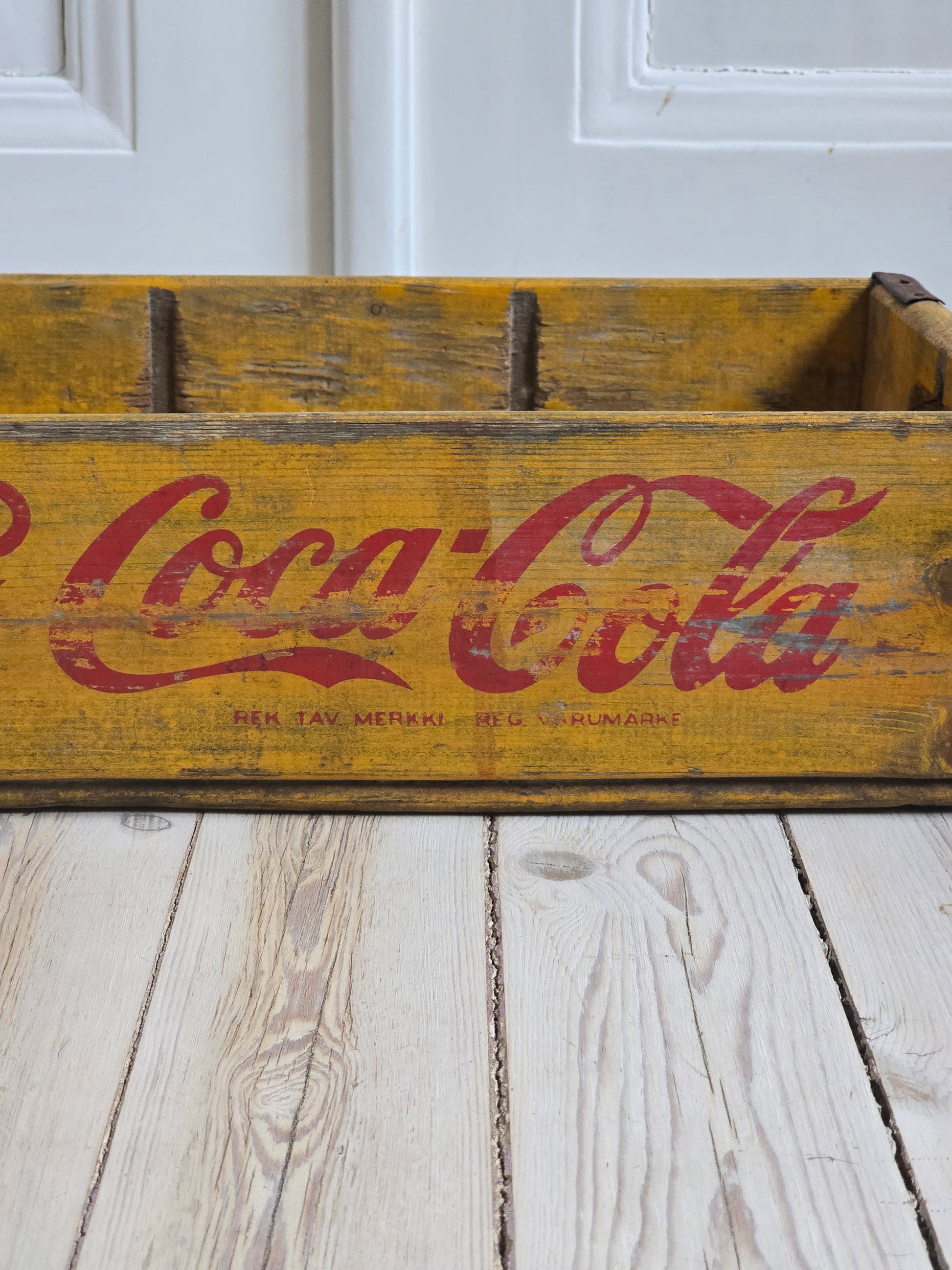 Vanha vintage Coca-Cola puulaatikko