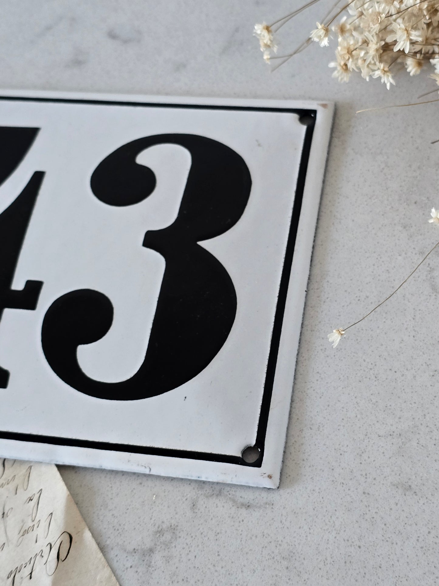 Vanha emalikyltti 43