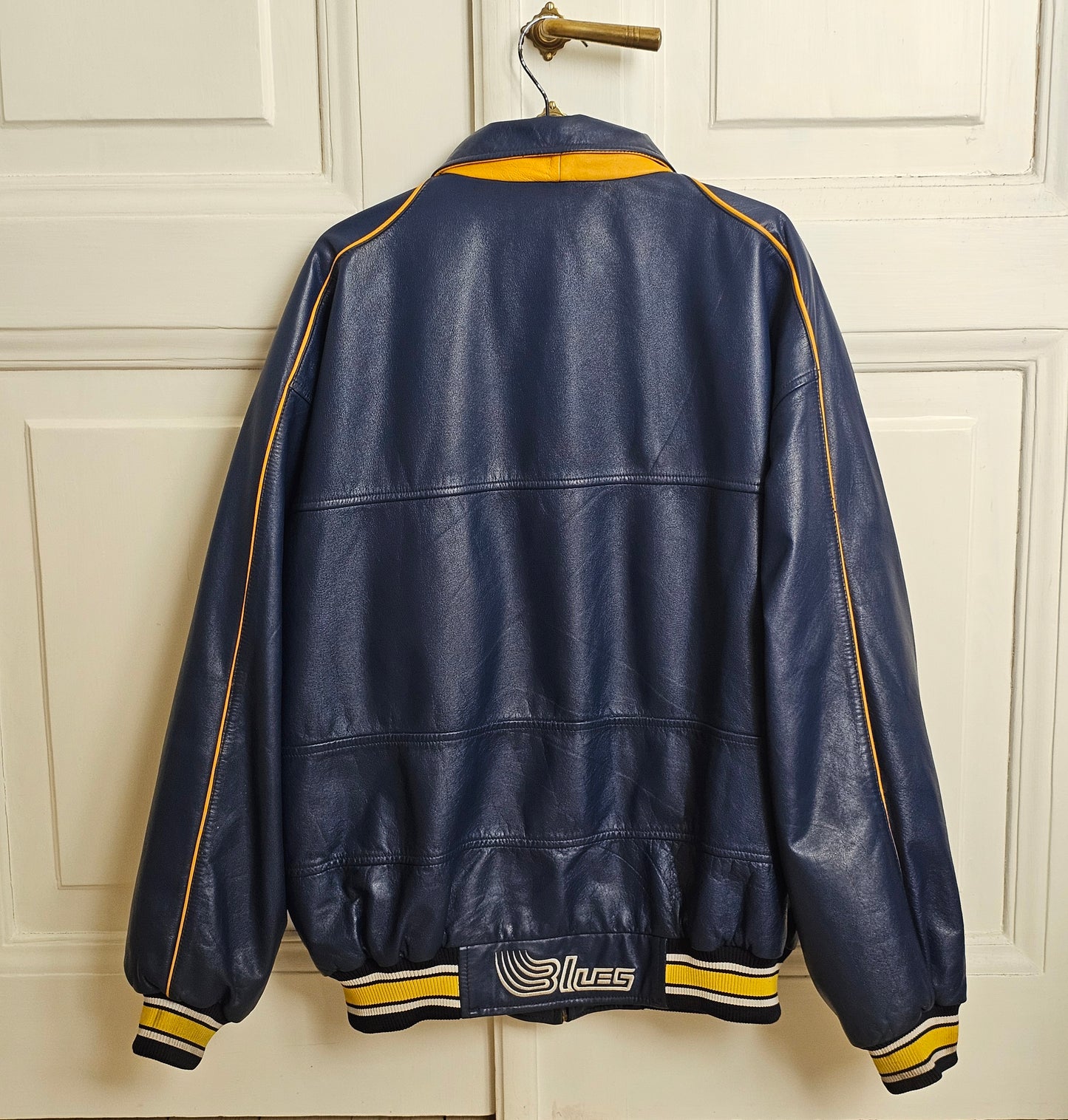 Espoo Blues vintage nahkarotsi