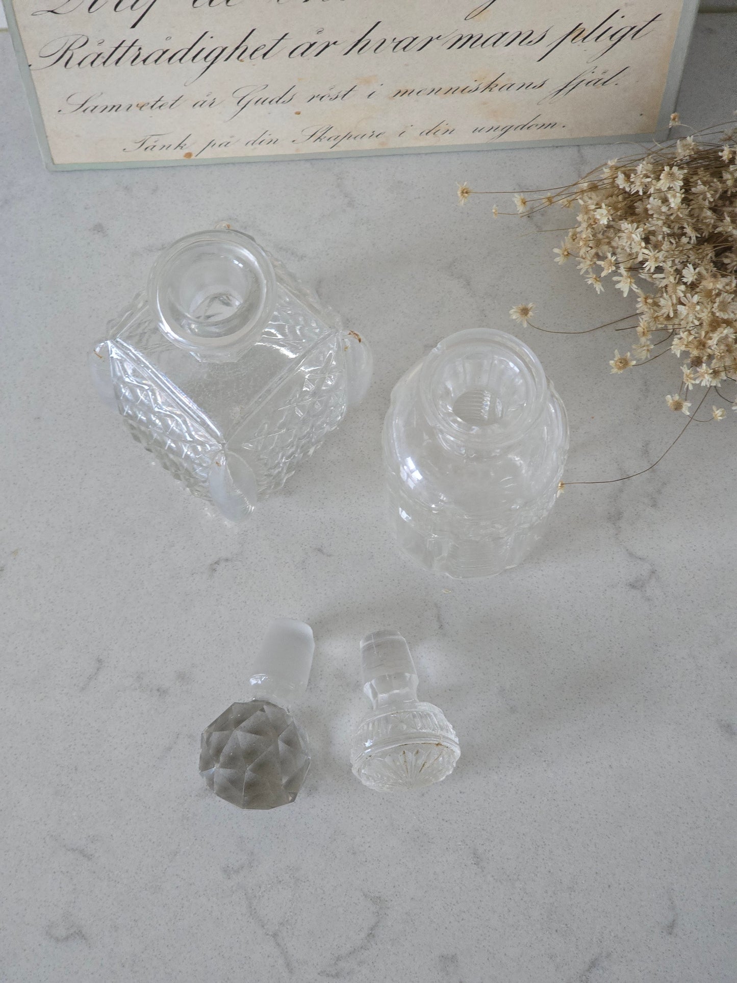 Setti lasipulloja 2kpl