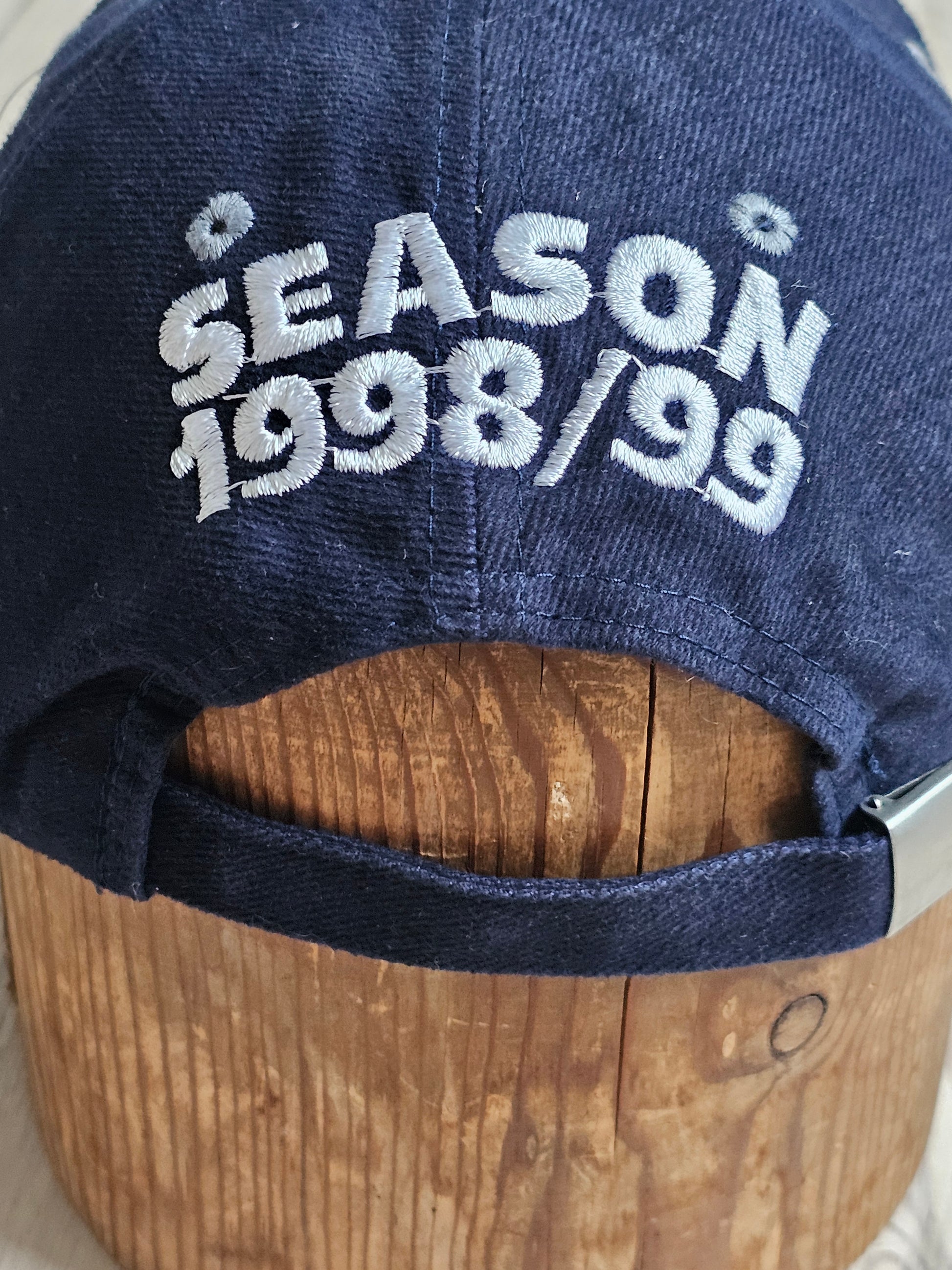 Vintage lippis Euro Hockey Tour 1998