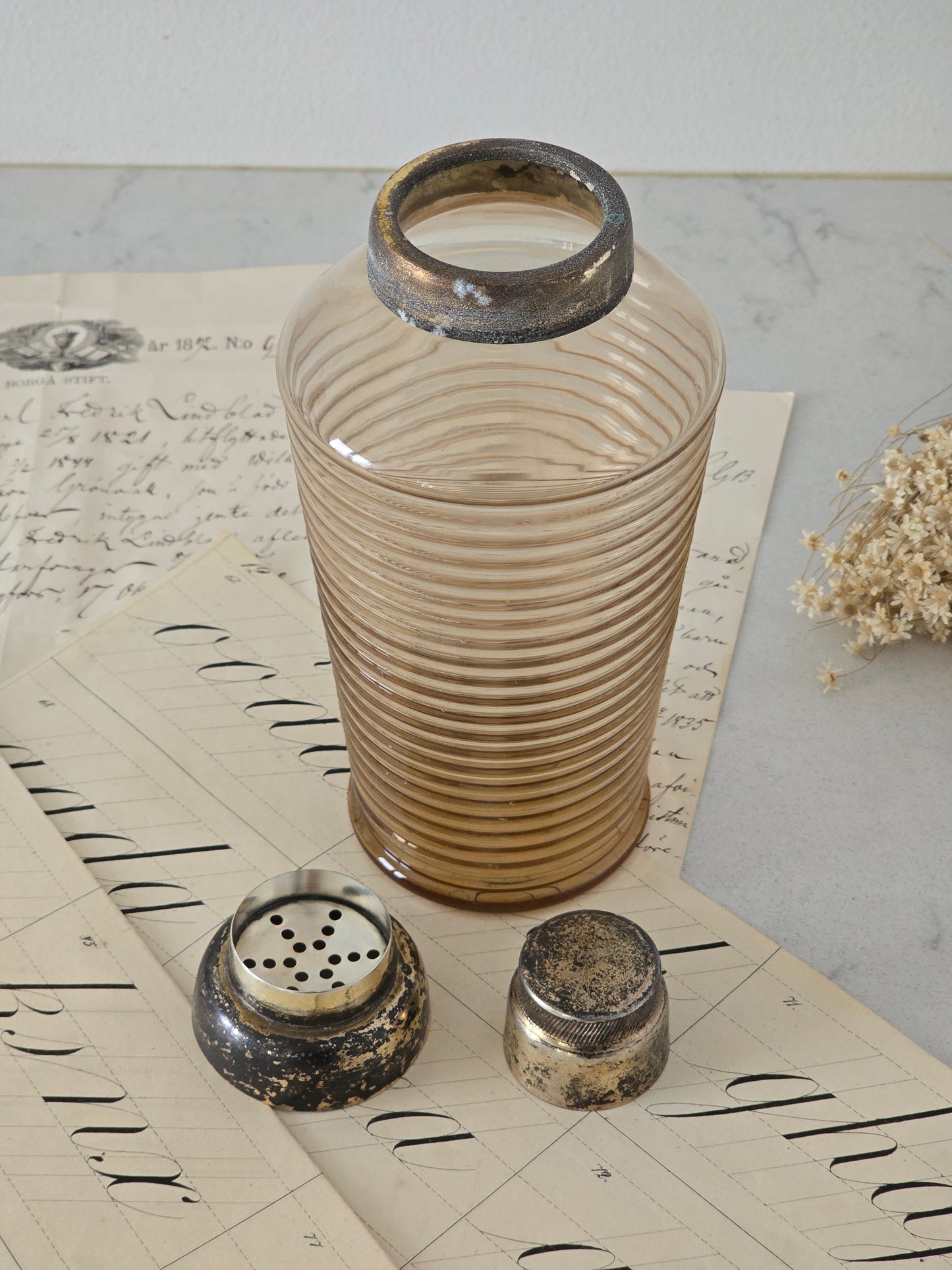 Vanha vintage cocktail-shaker