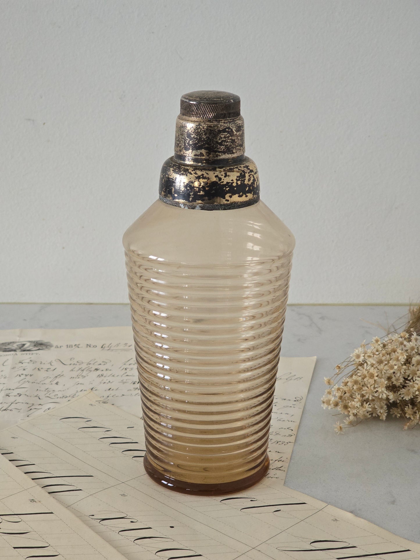 Vanha vintage cocktail-shaker