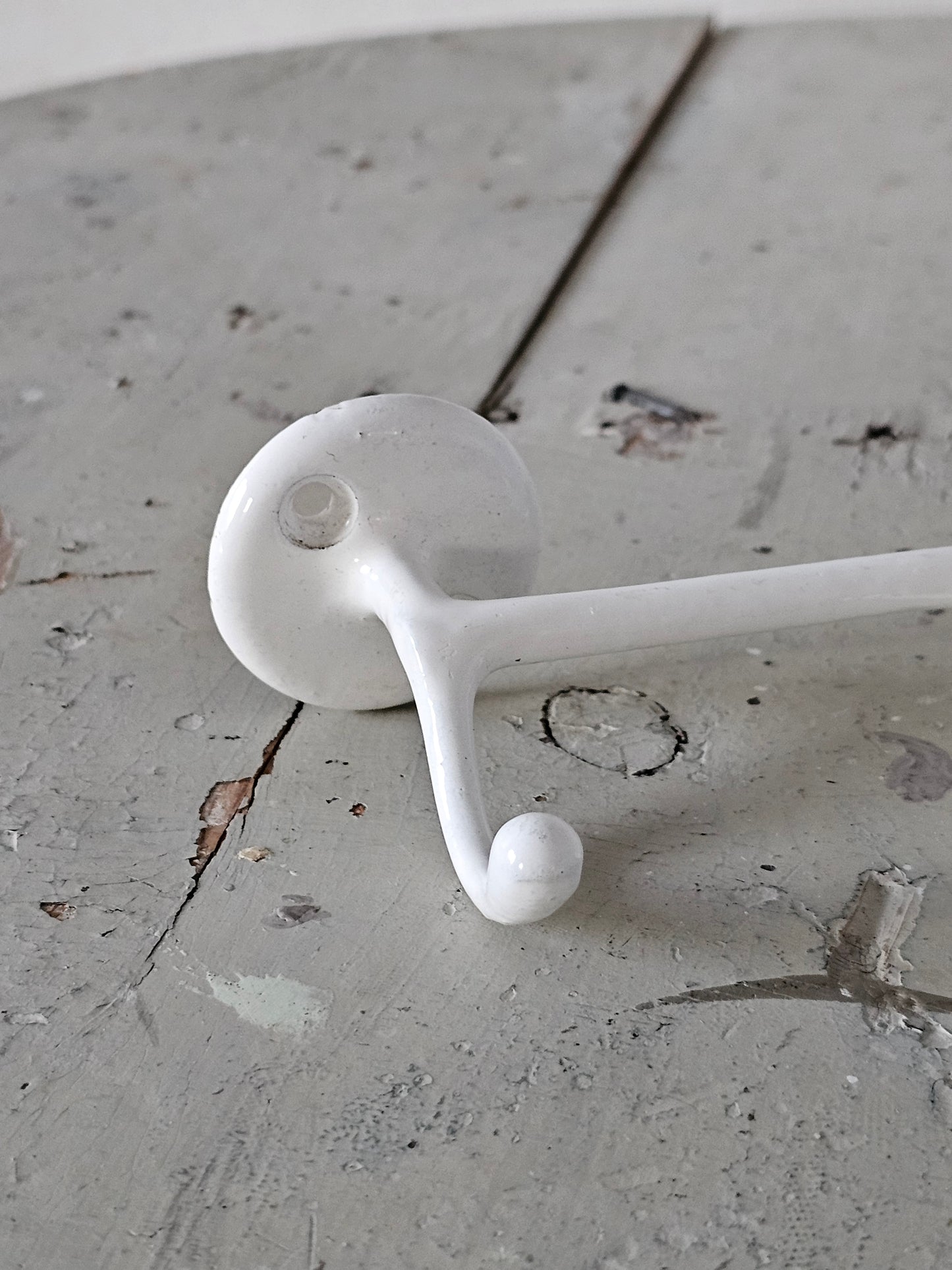 Wärtsilän emaloitu naulakko 4-koukkuinen