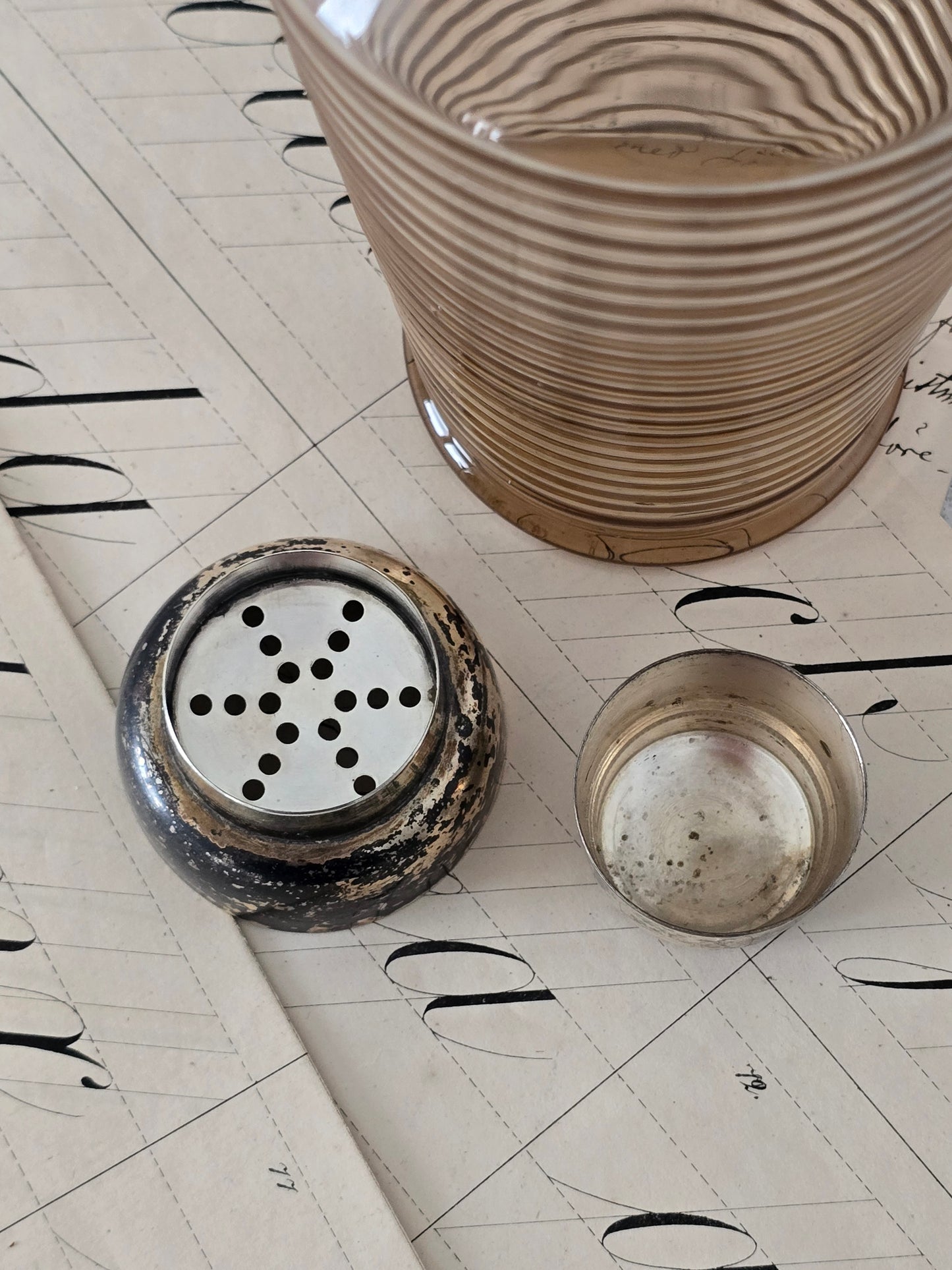 Vanha vintage cocktail-shaker
