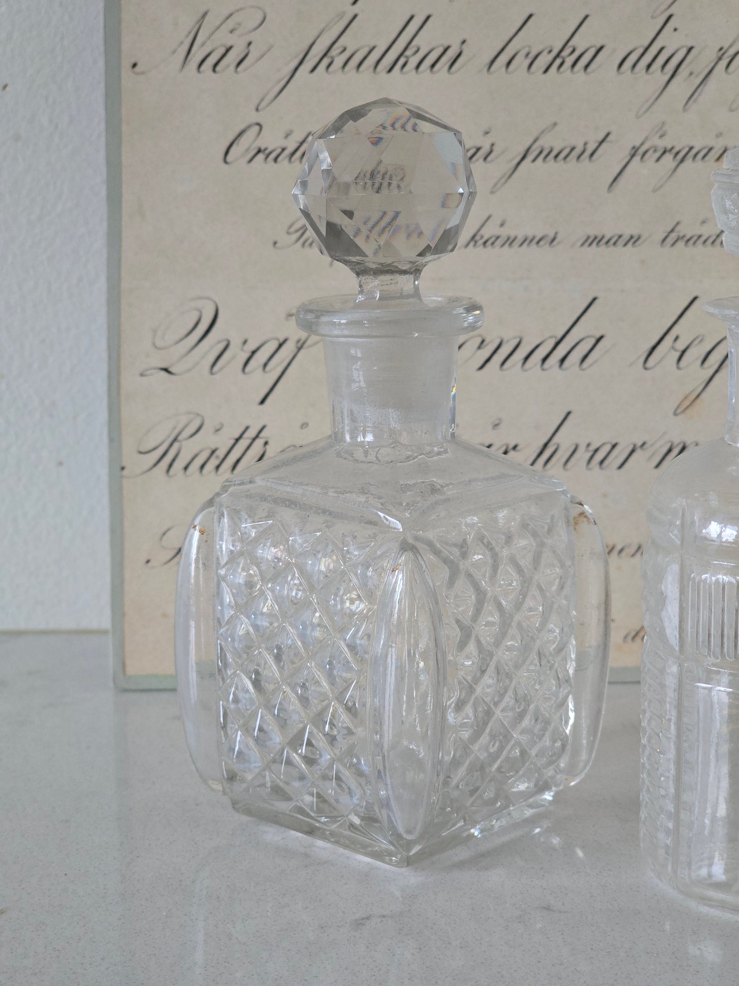 Setti vanhoja vintage lasipulloja